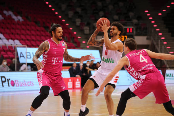 变的赛场格 变的赛场格