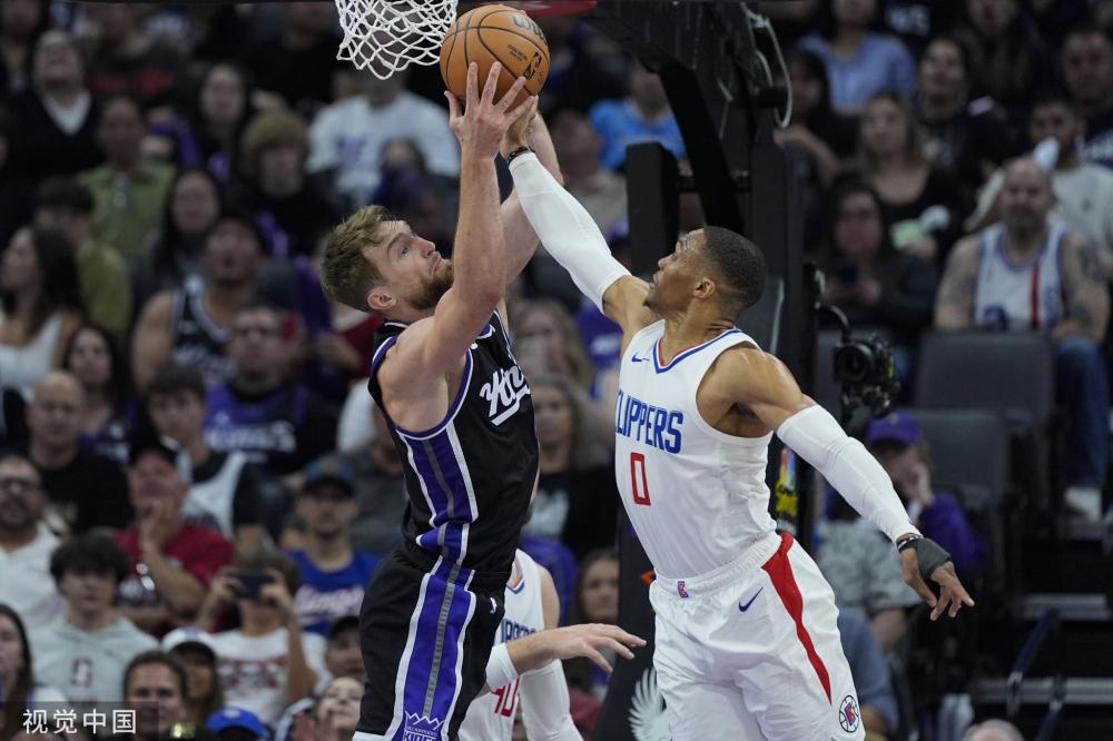 换上更加具 换上更加具